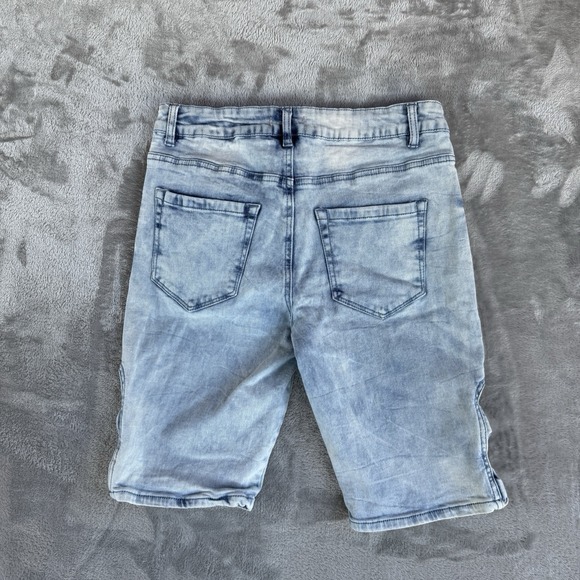 Forever 21 Denim Shorts Womens 28 Light Wash Distressed Y2K Festival Grunge Moto - Picture 7 of 7